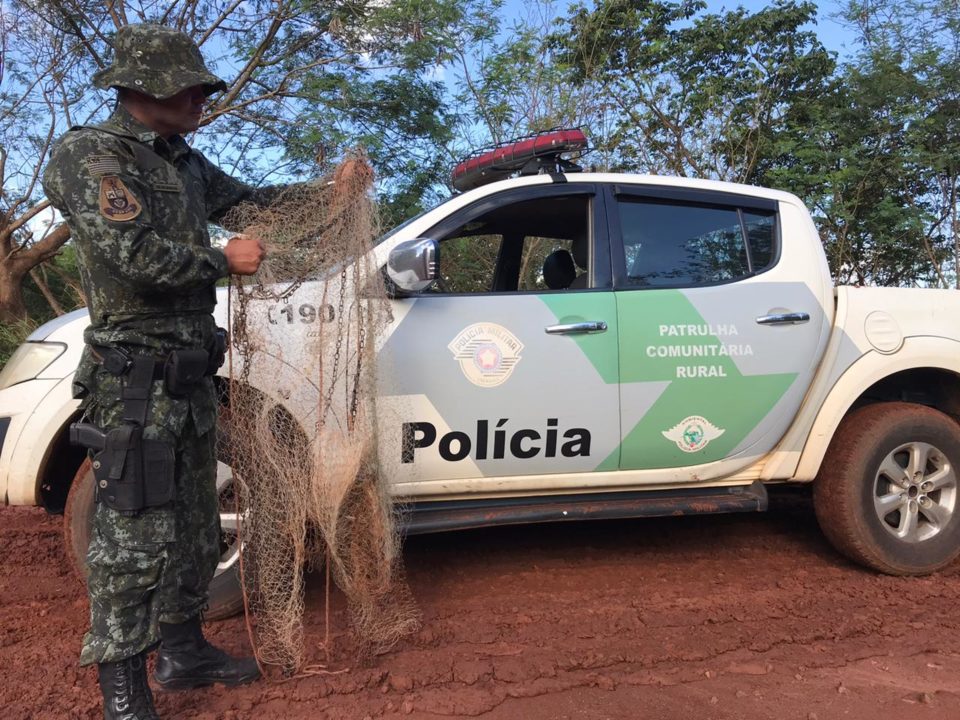 Homens são flagrados realizando pesca ilegal em Ourinhos