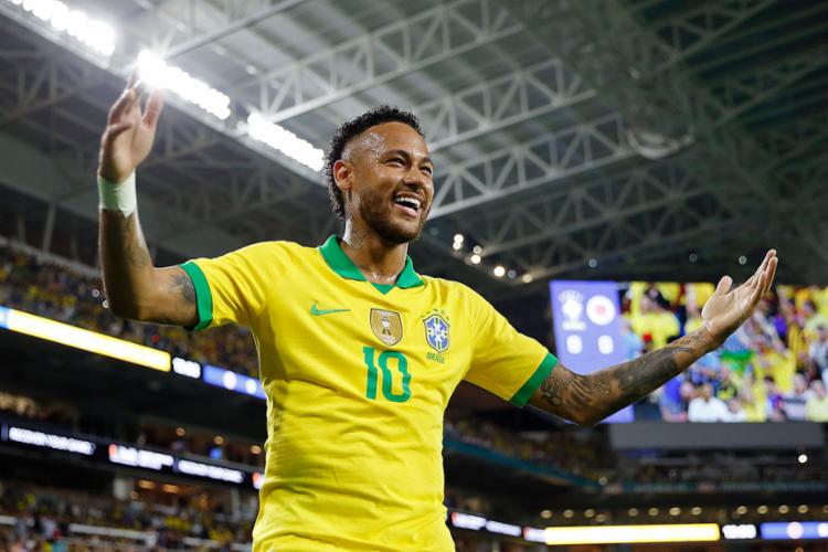 Neymar pode igualar Ronaldo Fenômeno em gols pela seleção