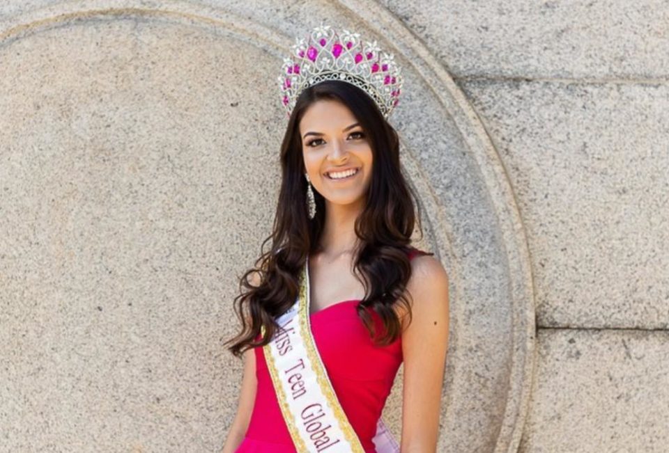 Mariliense está representando o Brasil em concurso de beleza internacional