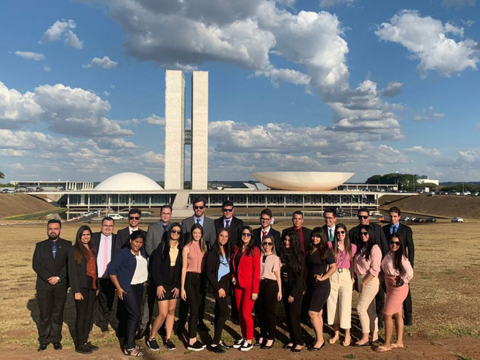 Alunos de Direito participam de visita técnica à Brasília