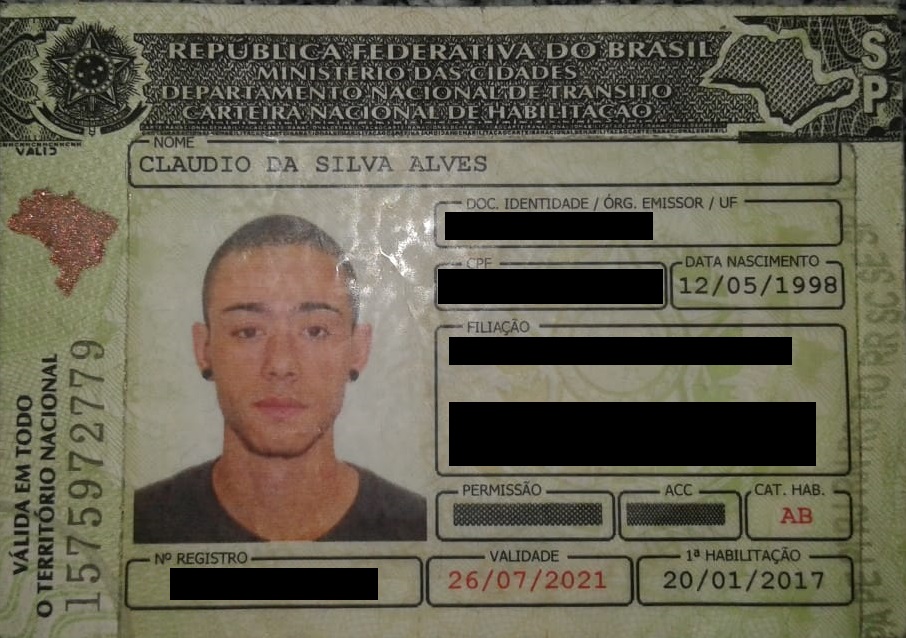 Rapaz tenta suicídio, agride policiais e acaba morto após confusão