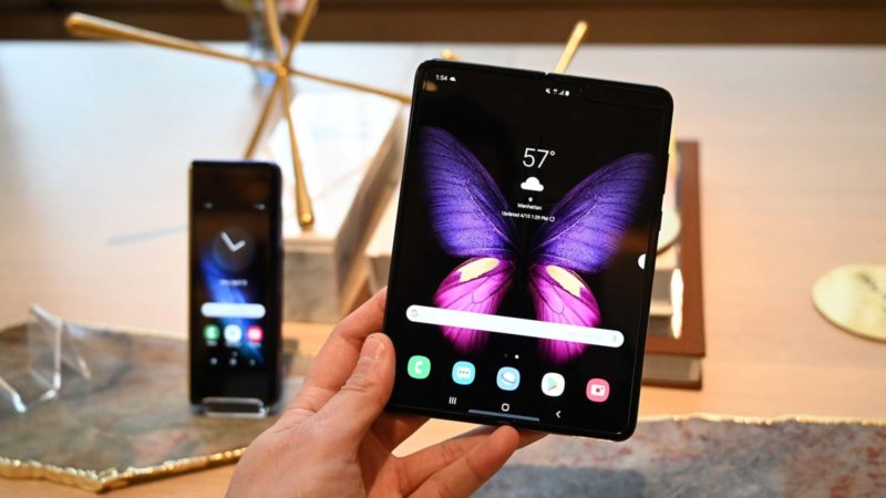 Samsung indica como será seu novo celular flexível