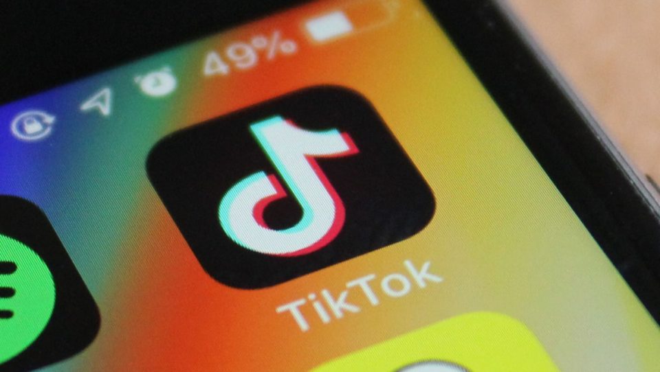 Febre entre jovens, TikTok é o segundo app mais baixado do mundo