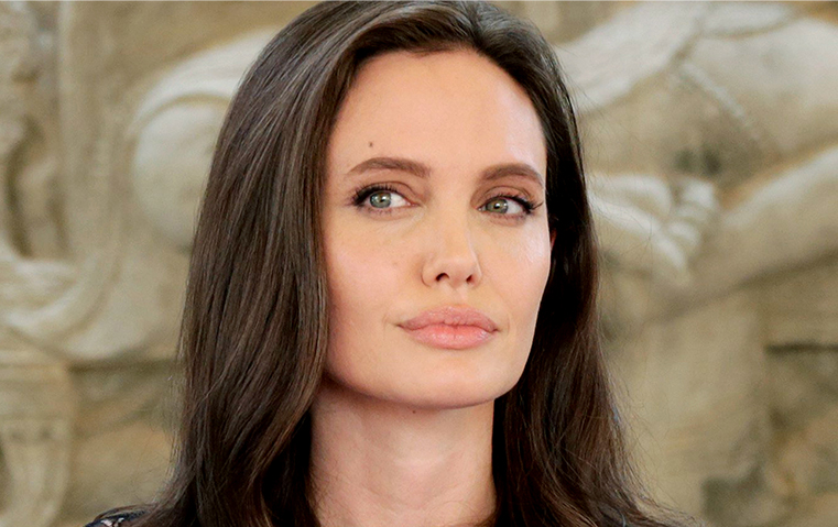 Set de filme com Angelina Jolie é evacuado após descoberta de bomba