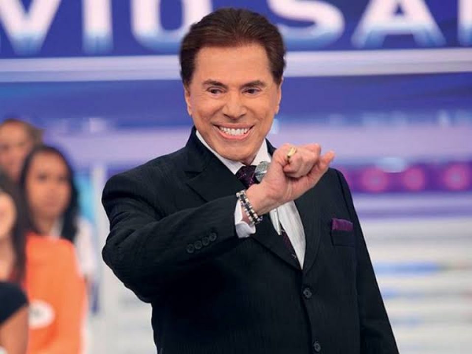 Silvio Santos faz saudação nazista durante programa