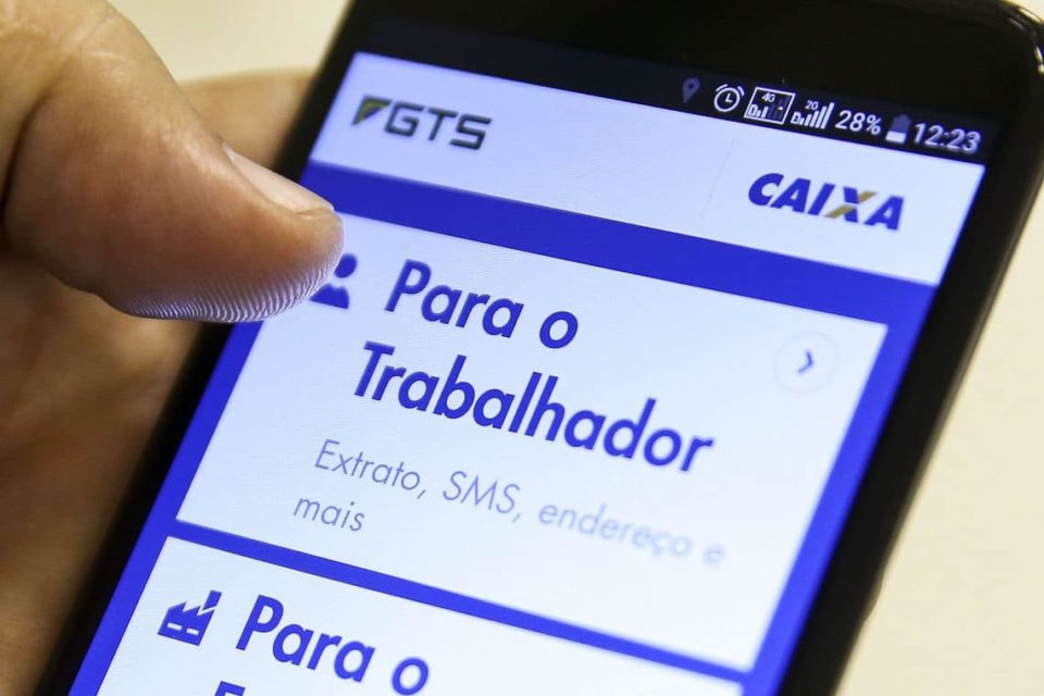 Saque complementar do FGTS será liberado no próximo dia 20