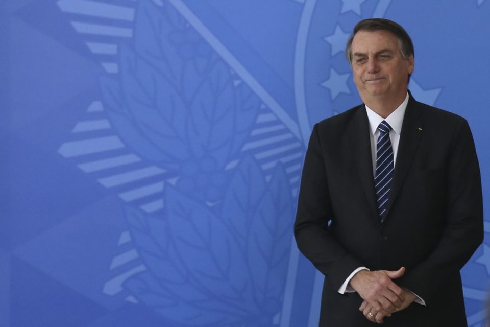 Bolsonaro quer reduzir barreiras para legítima defesa