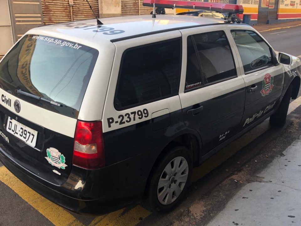 Bicicleta é furtada em condomínio de apartamentos