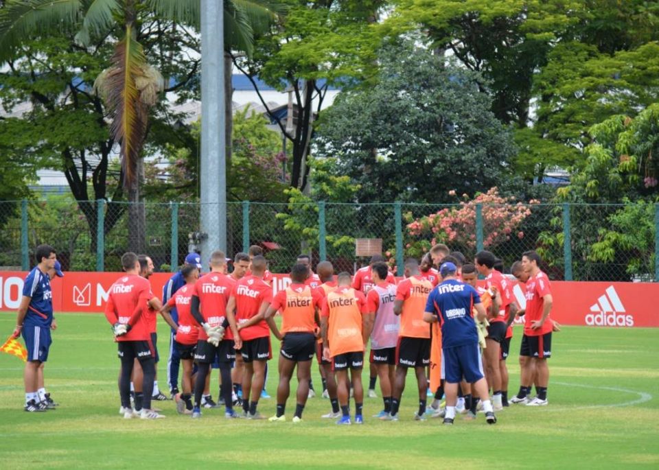 Sem Jucilei, São Paulo inscreve 23 jogadores para o Paulistão