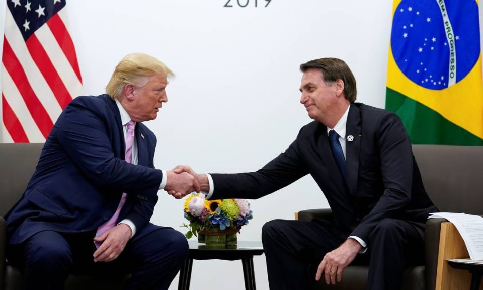 Ataque de Trump vai impactar no preço do combustível, afirma Bolsonaro