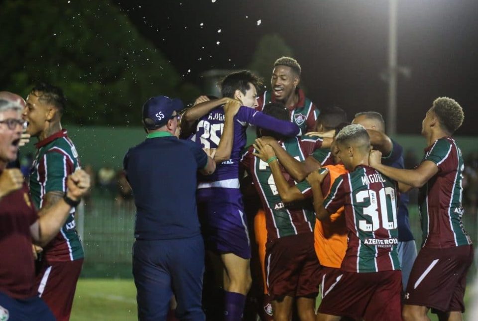 Fluminense é o único clube grande a vencer na estreia do Carioca