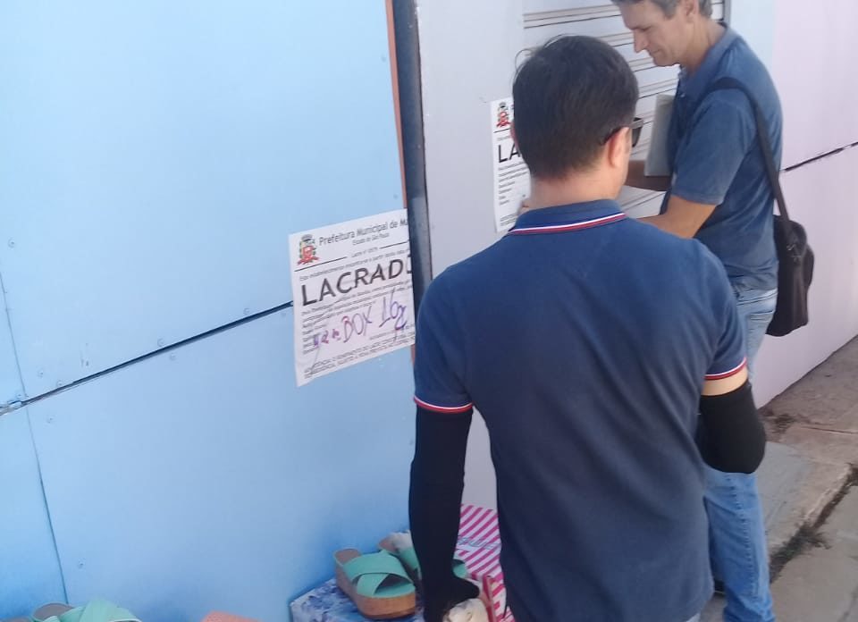 Prefeitura lacra boxes sem alvará instalados na Estação Cultural