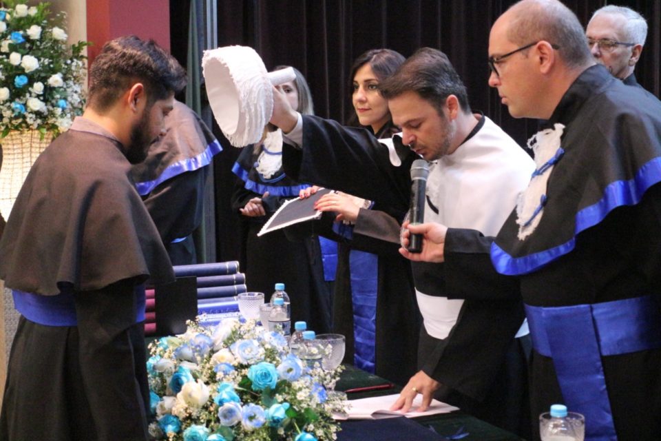 Faculdade Católica promove colação de grau de três cursos