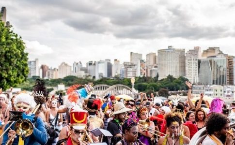 Ministro da Saúde pede ‘etiqueta’ no carnaval para evitar coronavírus