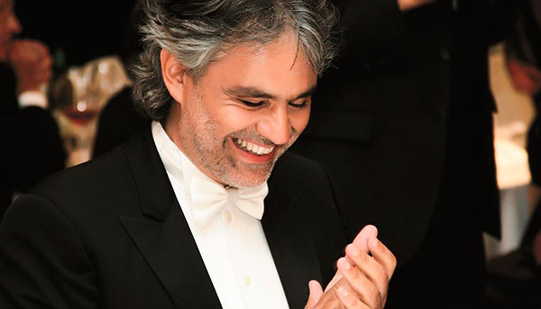 Marília recebe Tributo a Andrea Bocelli para emocionar o público