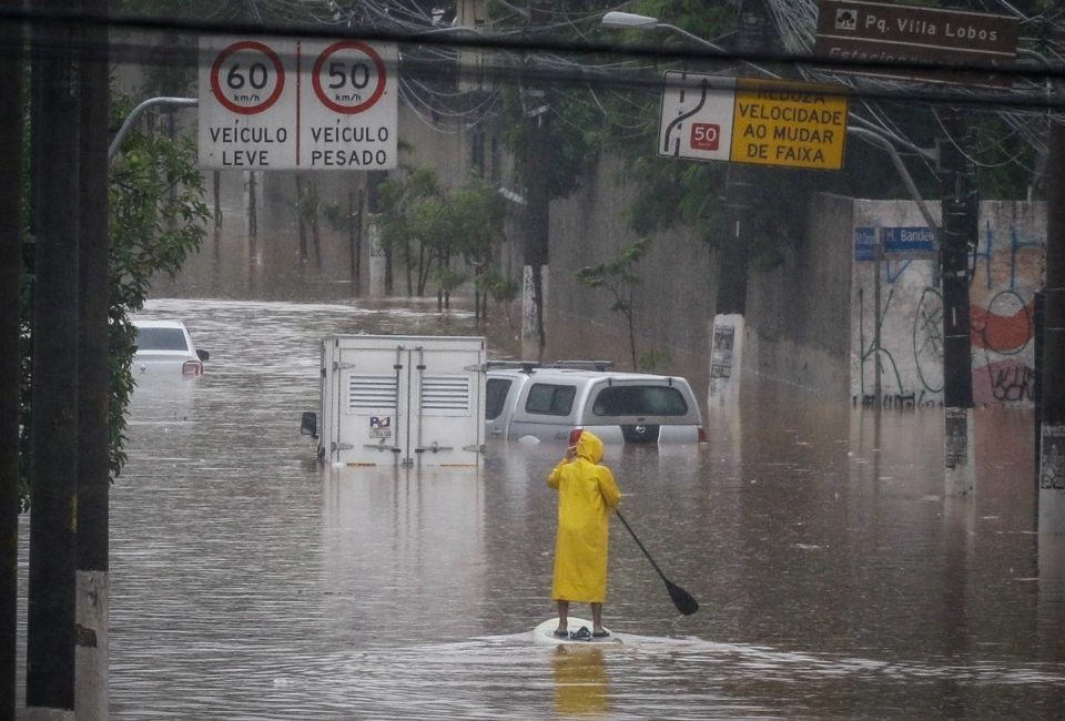 Chuvas extremas em SP serão cada vez mais comuns, diz cientista