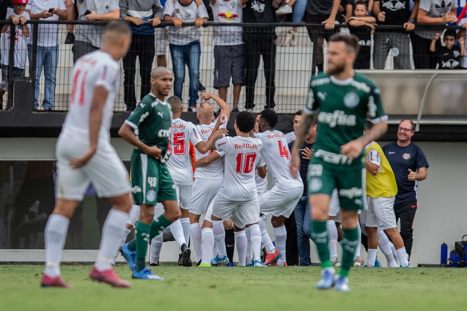 Palmeiras perde invencibilidade com derrota para o Bragantino