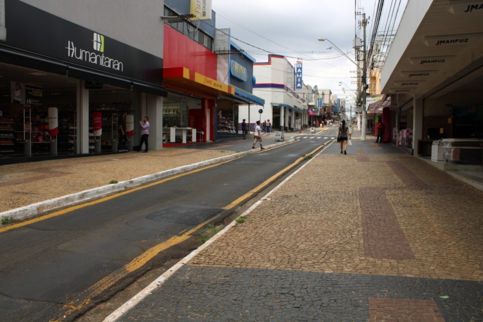 Comércio de Marília vai ter alteração no horário de funcionamento