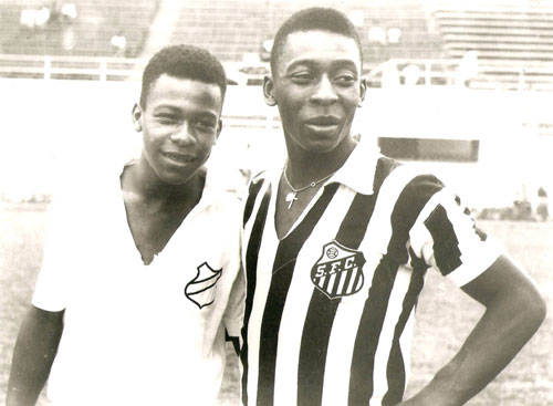 Irmão mais novo de Pelé, Zoca morre aos 77 anos em Santos