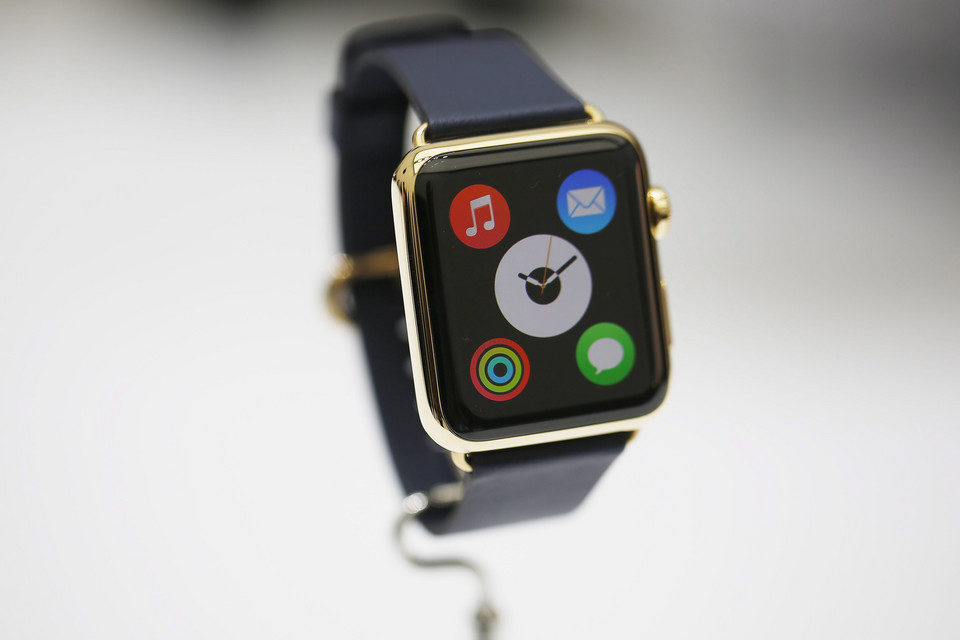 Apple evita testes de AirPods e Watch em lojas por coronavírus