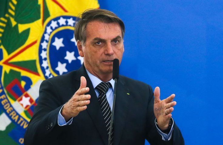 Bolsonaro autoriza terceirização da operação de consignados do INSS