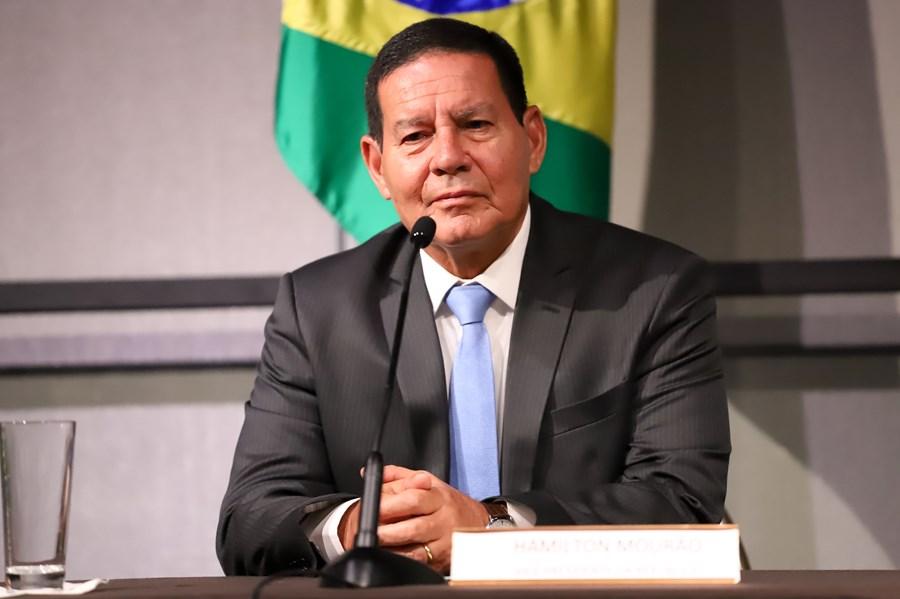 ‘Não podemos aumentar imposto’, diz Mourão