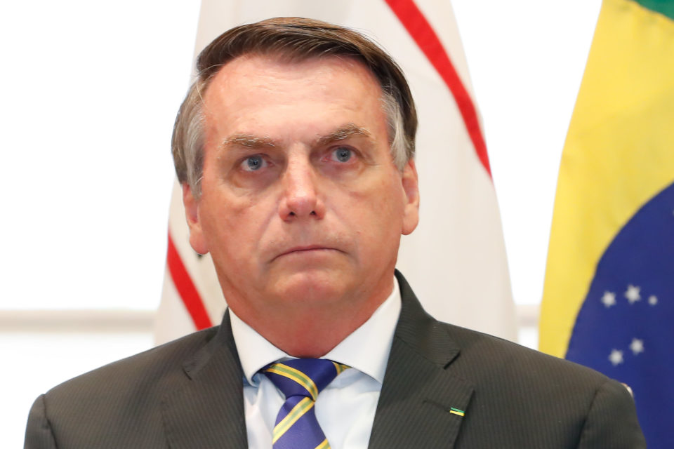 Bolsonaro indica que partido não deve sair neste ano