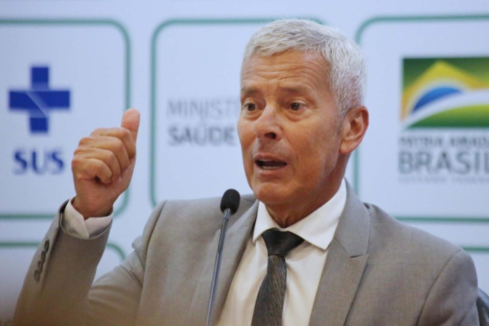 Saúde: Brasil não chegará a 100 mil mortos pela Covid-19