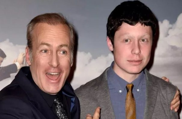 Bob Odenkirk diz que filho contraiu coronavírus