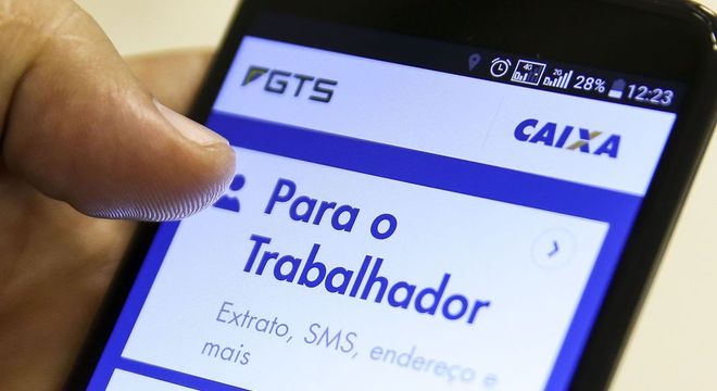 Governo transfere PIS/Pasep para o FGTS e permite saque de R$ 1.045