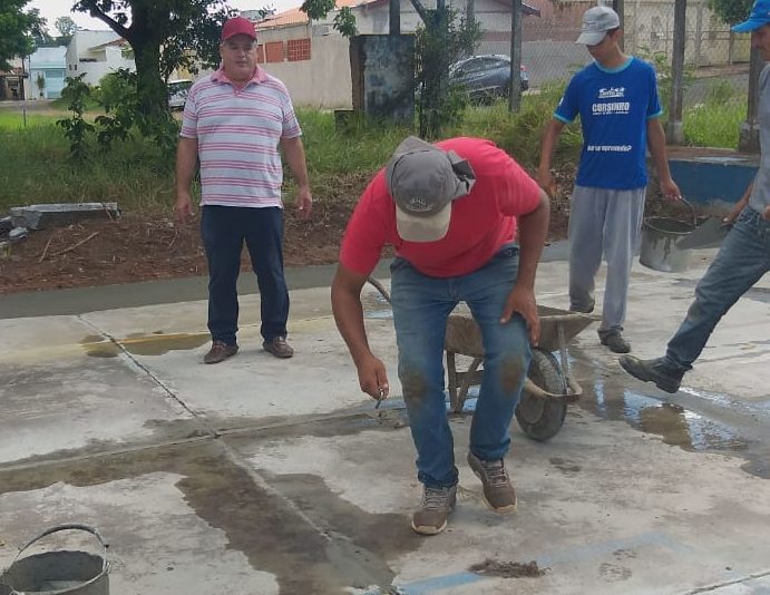 Prefeitura finaliza reforma em parte do Poliesportivo JK