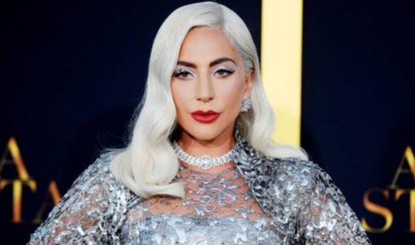 Novo álbum de Lady Gaga inclui parcerias com artistas