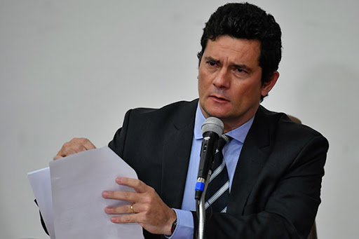 Moro diz que pensão pedida a presidente depende de nova lei