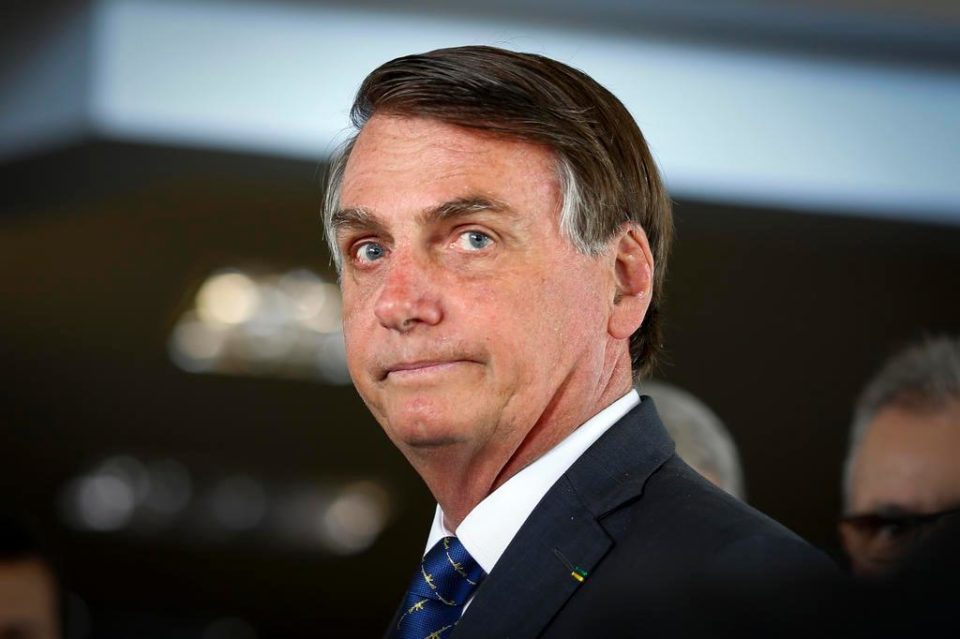 ‘Bolsonaro é maior ameaça no Brasil’, alerta revista