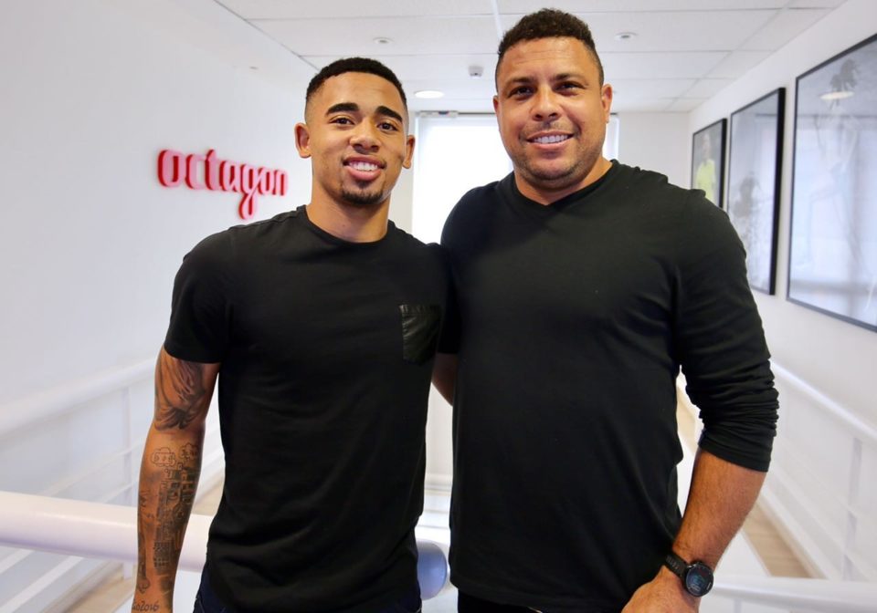 Gabriel Jesus se torna sócio em empresa de Ronaldo