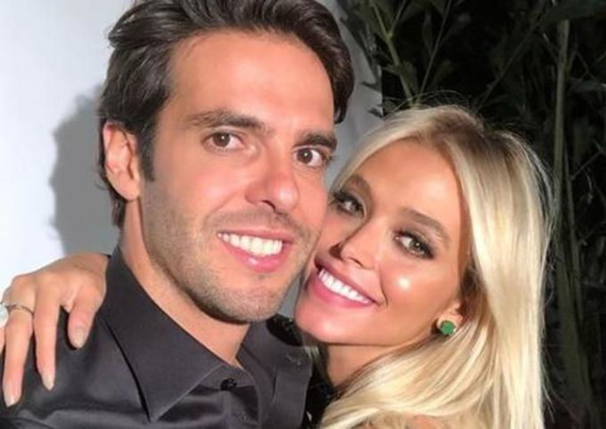 Mulher de Kaká, Carol Dias teve sangramento durante a gravidez