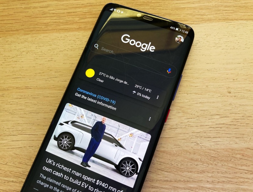 Google: app de busca recebe modo escuro no iPhone e Android