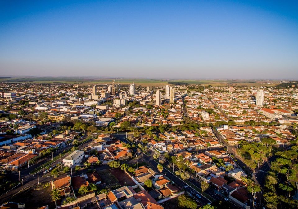 Funcionários contraem Covid-19 e clínica é interditada