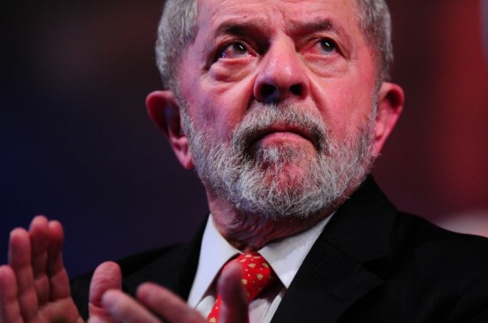 Lula não encontra protagonismo após deixar prisão