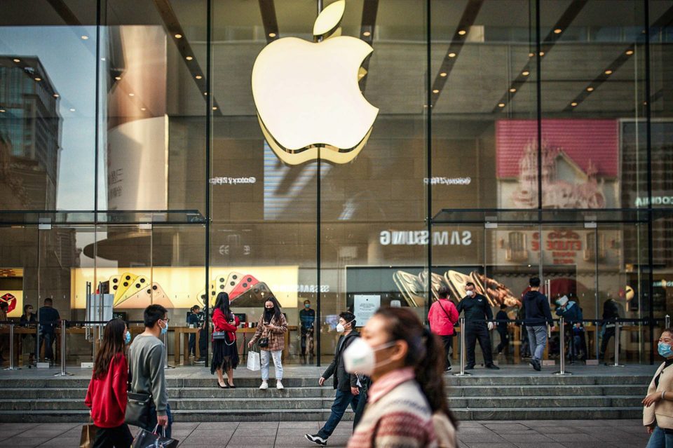 Apple vai reabrir parte das lojas nos EUA
