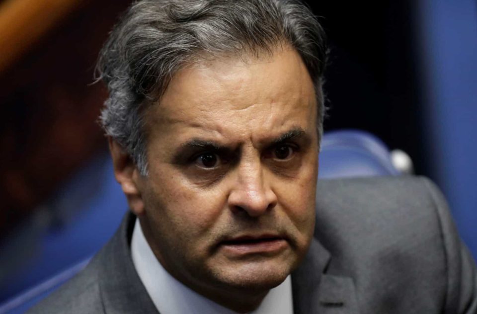 Aécio recebeu propinas em esquema de contabilidade paralela