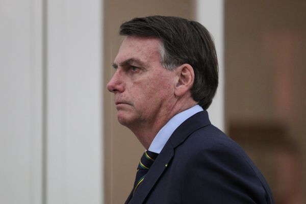 Bolsonaro: Não há mais como postergar a reabertura da economia