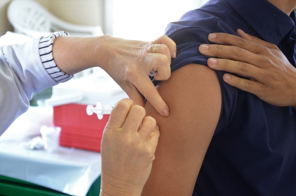 Balanço da campanha de vacinação contra gripe alerta para ausências