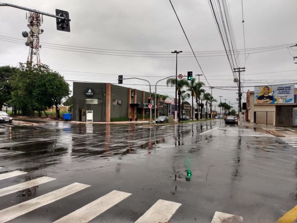 Marília deve ter final de semana de chuva, diz IPMet