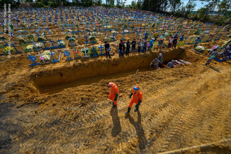 Saúde: País registra 627 mortes em 24h por covid-19