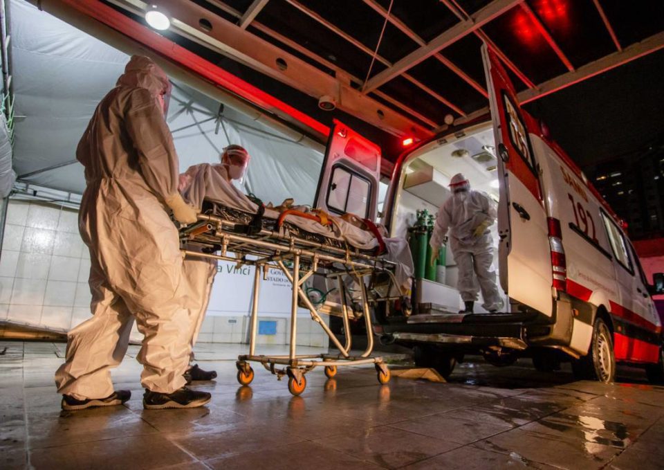 Brasil registra 1.204 mortes por coronavírus em 24 horas