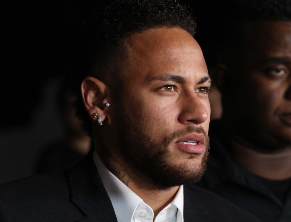 Neymar terá de devolver R$ 40 milhões ao Barcelona