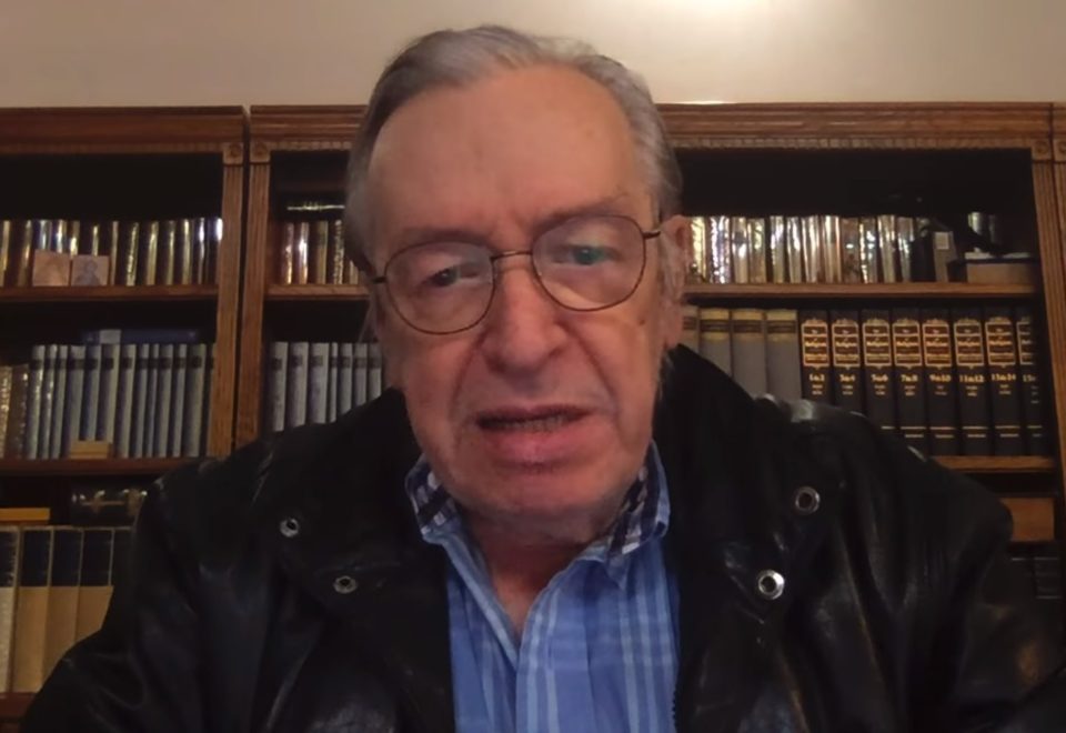 Olavo de Carvalho ameaça derrubar Bolsonaro