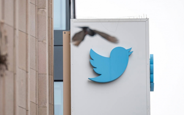 Twitter diz que hackers baixaram dados de oito contas