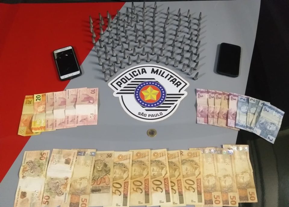 Irmãos são presos por tráfico na zona Sul de Marília